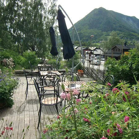 Fossheim Hotel Lom